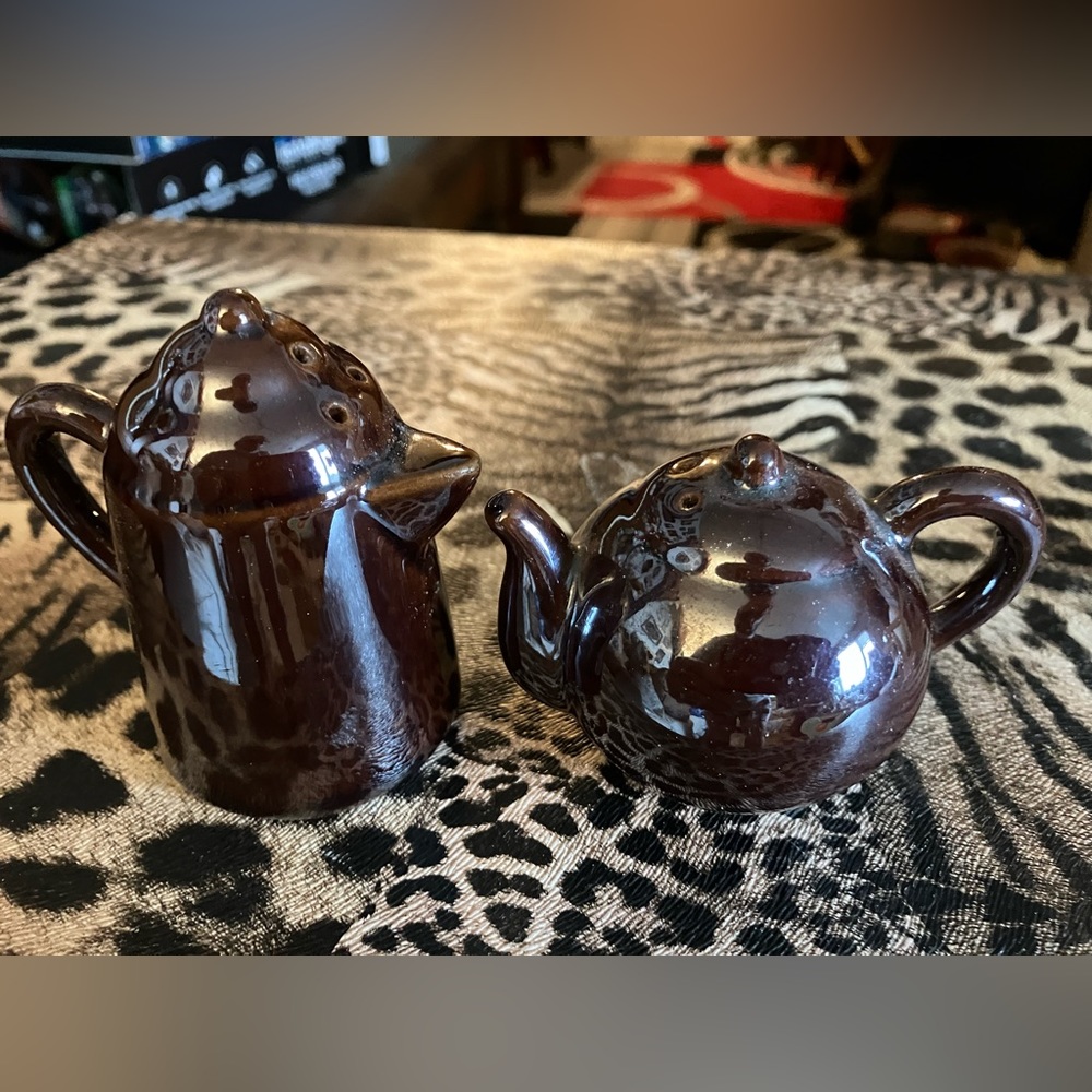 Redware Coffee Pot and Teapot Salt & Pepper Shakers